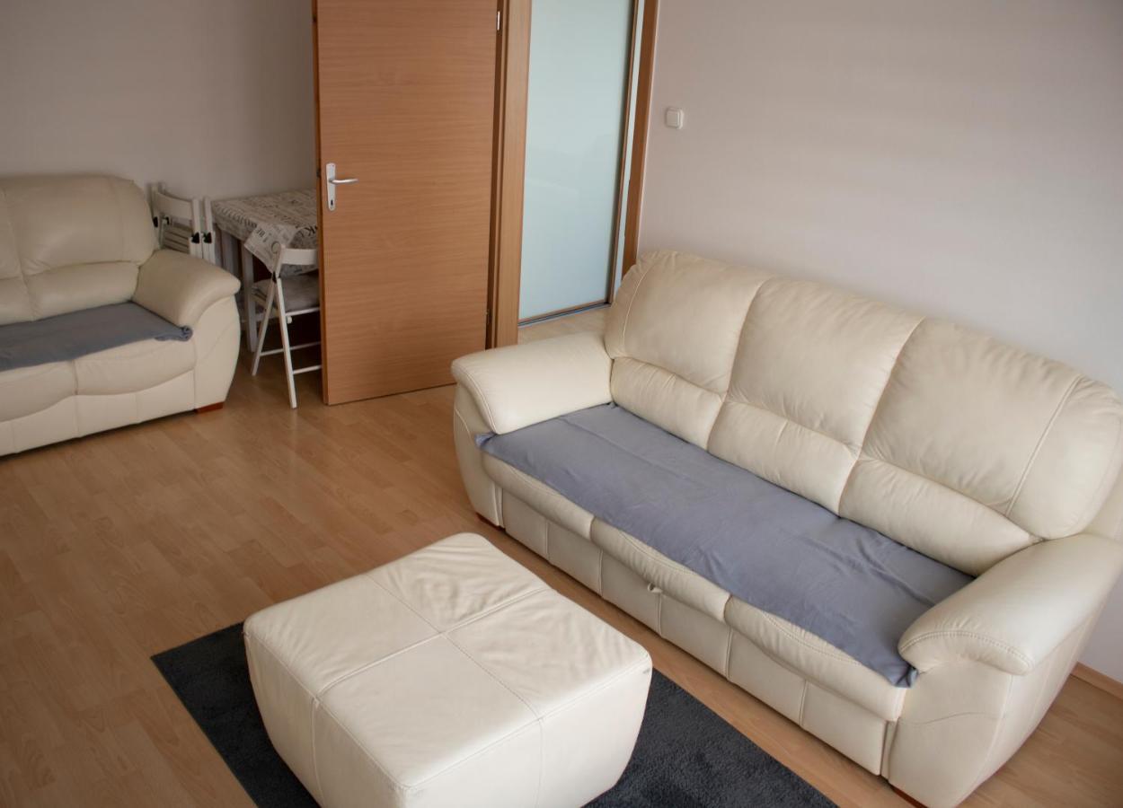 Ferienwohnung Csalogany Apartman Szekszárd Exterior foto