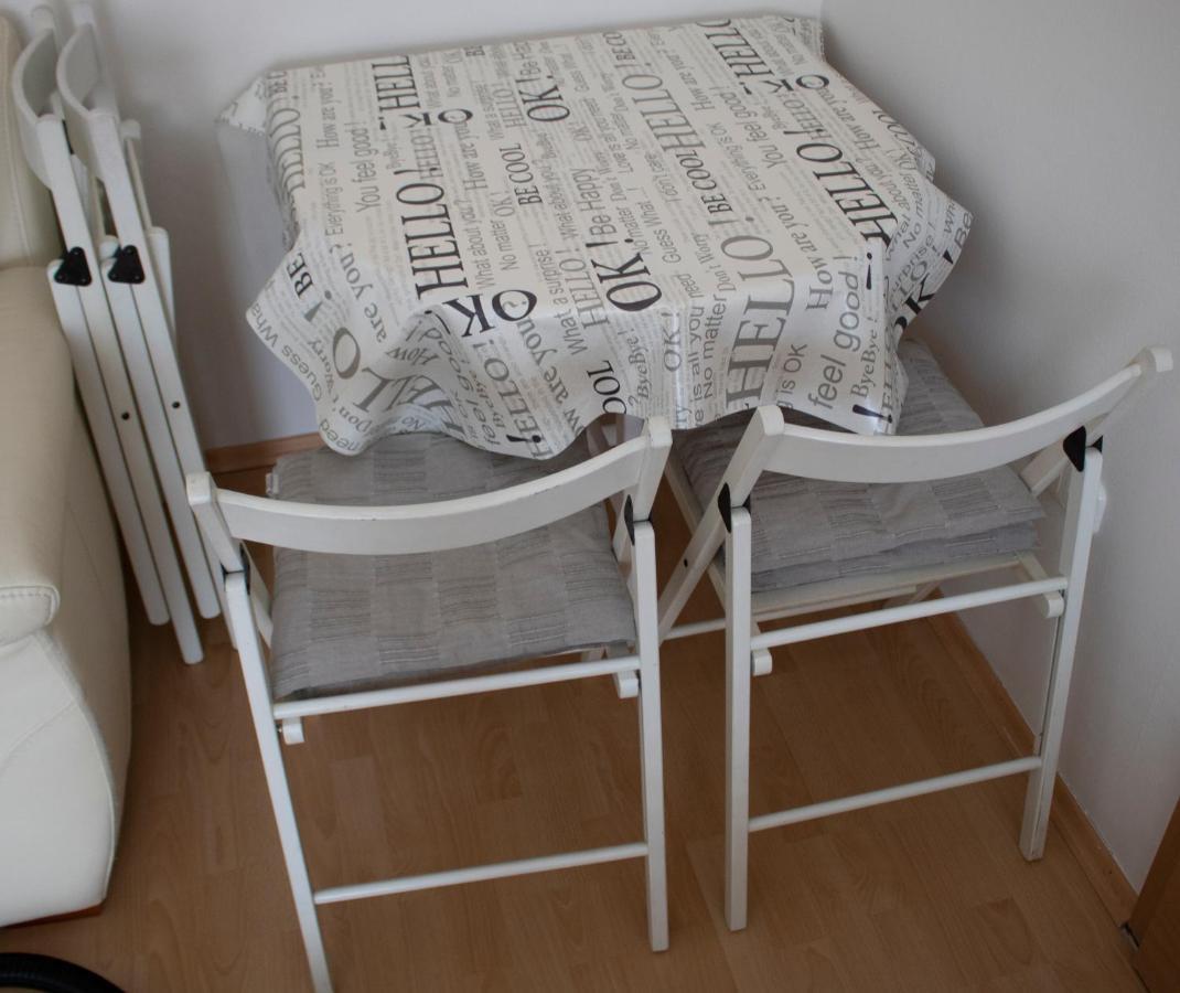 Ferienwohnung Csalogany Apartman Szekszárd Exterior foto
