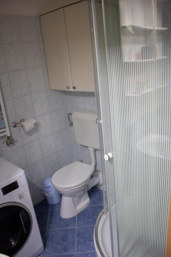 Ferienwohnung Csalogany Apartman Szekszárd Exterior foto